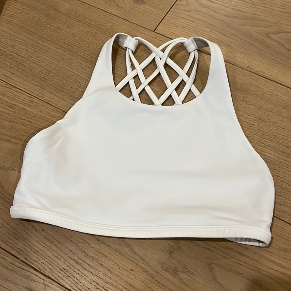 Lululemon - Free to be Wild High Neck Bra - 4